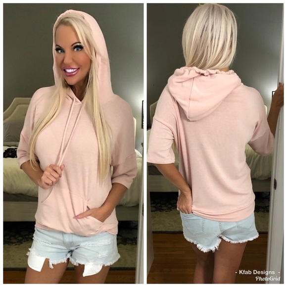 Tops - 🥰SO SOFT 💕💗pink French terry hoodie
